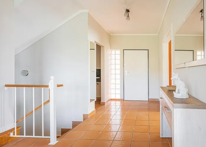 New Casa Bondi By Your Madeira 蓬他达维托亚