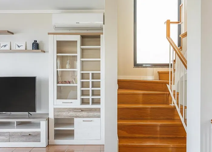 New Casa Bondi By Your Madeira 蓬他达维托亚