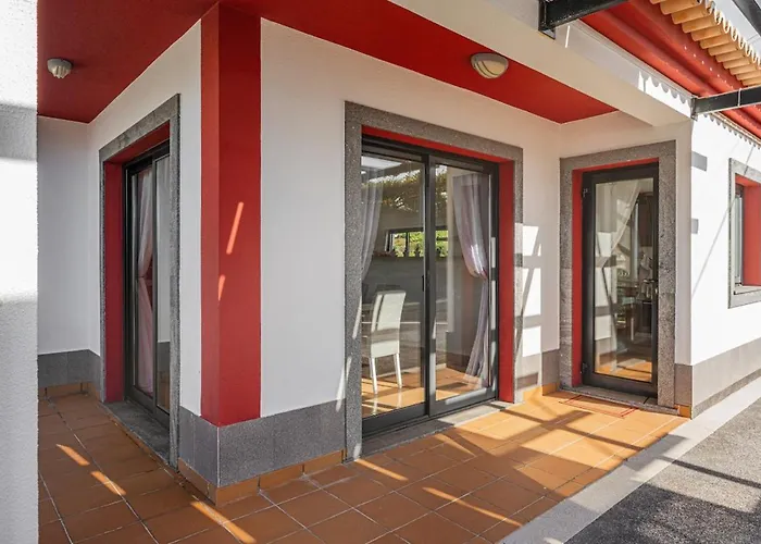 Vakantiehuis New Casa Bondi By Your Madeira Ponta do Sol (Madeira)